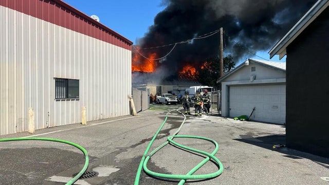9th-st-commercial-fire-2-modesto-fire.jpg 