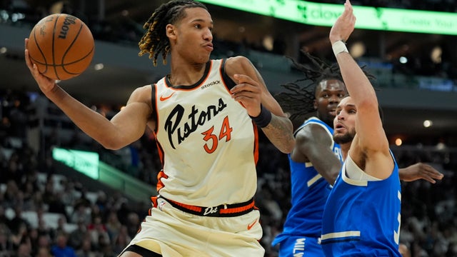 Pistons Bucks Basketball 