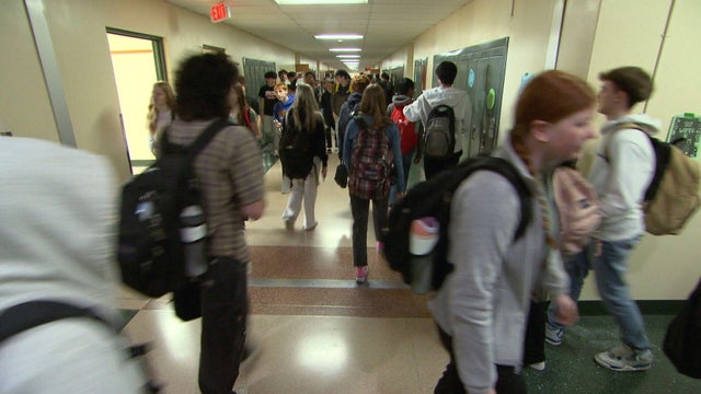 c6-oliver-college-0325-copy-01-frame-4663.jpg 