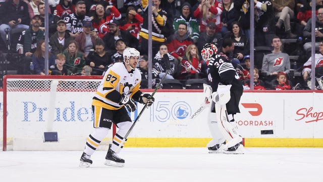 Pittsburgh Penguins center Sidney Crosby (87) celebrates after scoring a goal during a NHL game between the Pittsburgh Penguins and New Jersey Devils at Prudential Center on April 11, 2025 in Newark, New Jersey. 