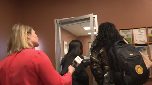 lynwood-mayor-jada-curry-from-back.png 